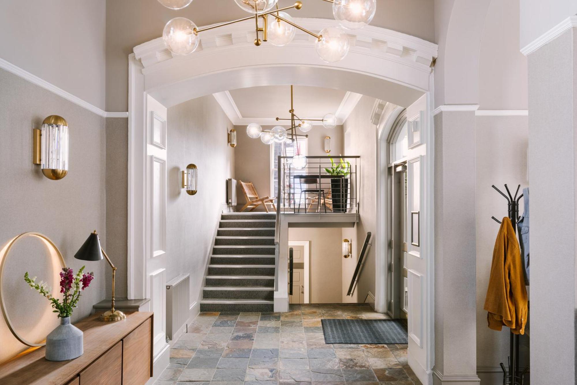 Sonder By Marriott Bonvoy Royal Garden Apartments New Town Edinburgh