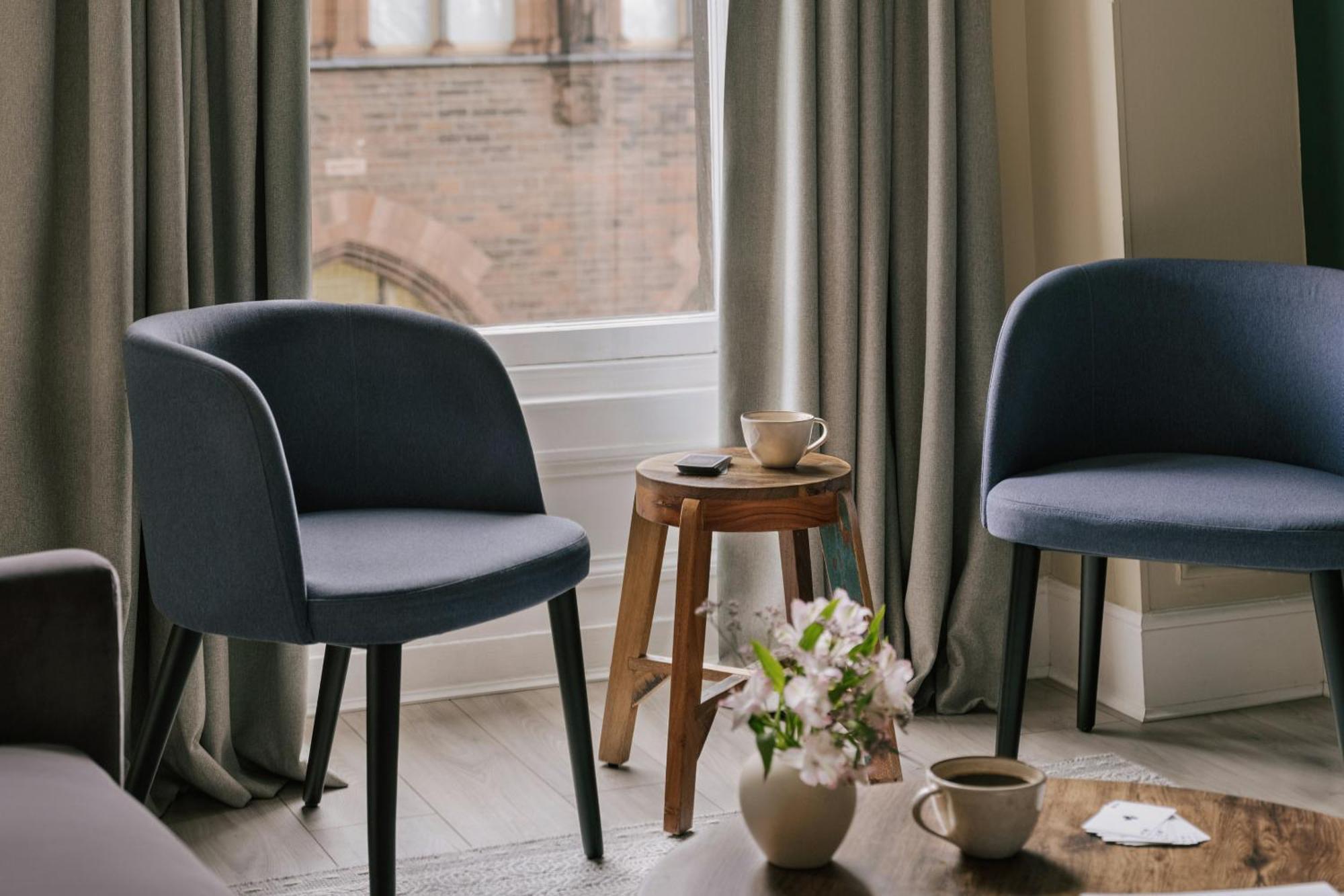 Sonder By Marriott Bonvoy Royal Garden Apartments New Town Aparthotel 4*