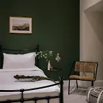 Sonder By Marriott Bonvoy Royal Garden Apartments New Town